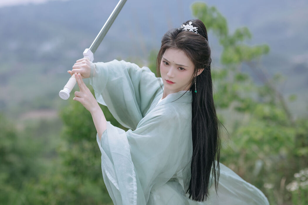 YiTuYu艺图语 Vol.7240 Xin Yu