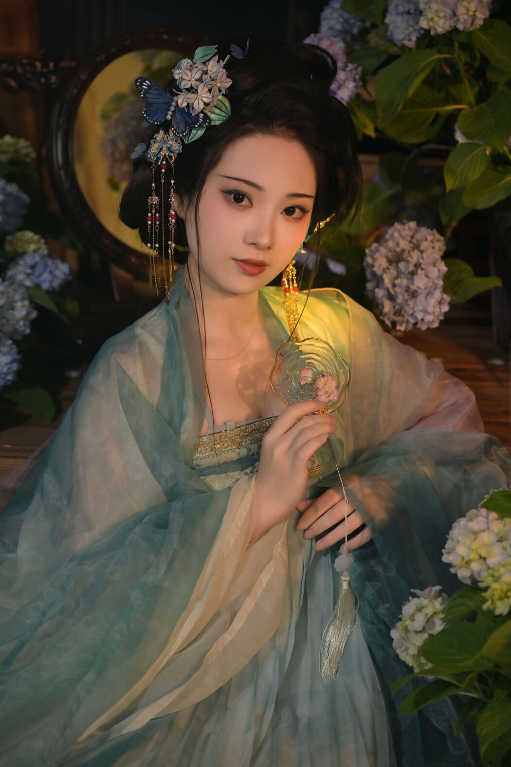 YiTuYu艺图语 Vol.7159 Nashi Tu Shiro