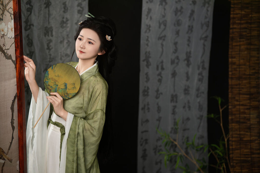 YiTuYu艺图语 Vol.7171 Dan Gao De Dan Dan