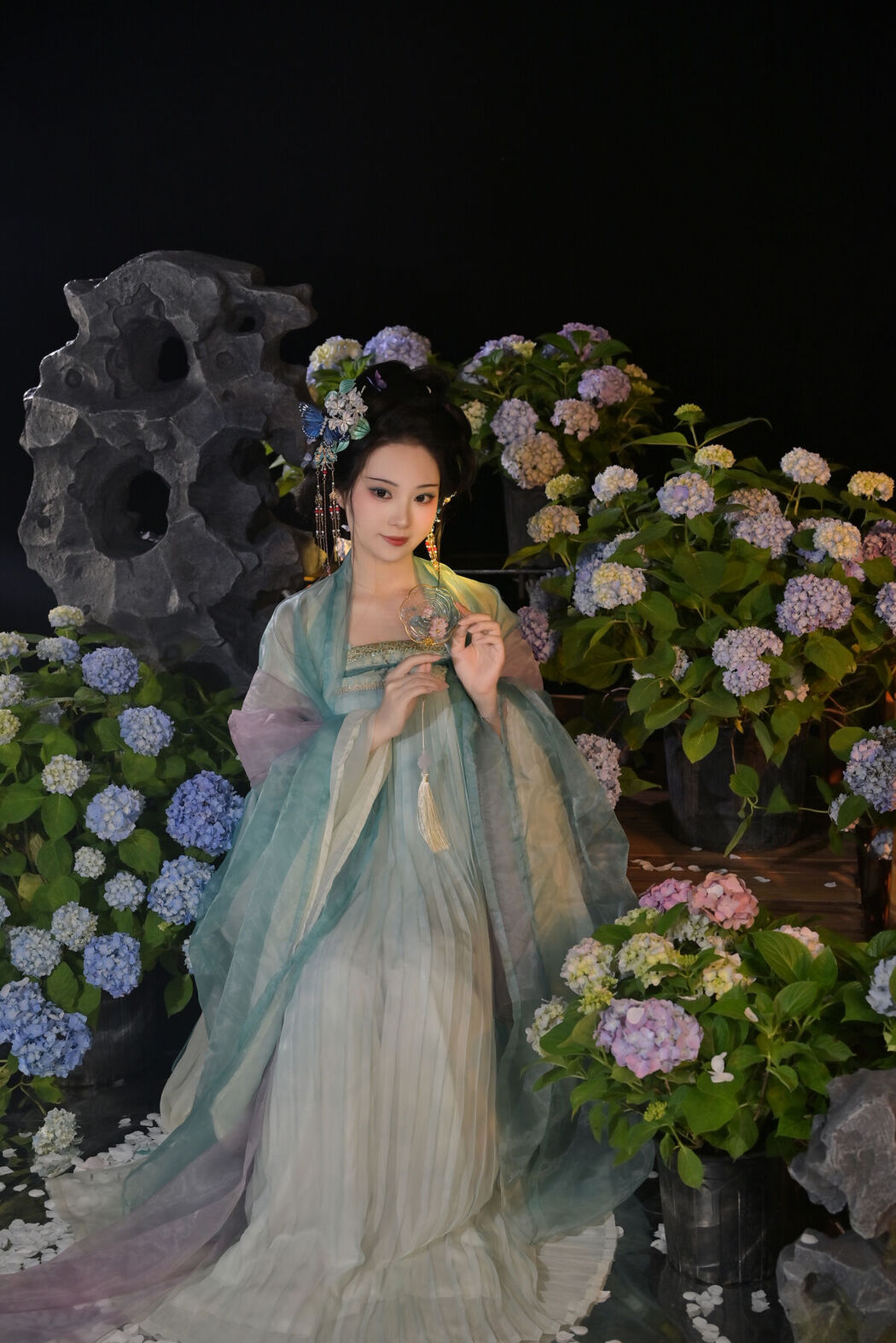 YiTuYu艺图语 Vol.7159 Nashi Tu Shiro