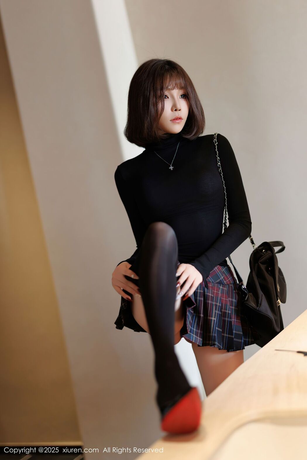 XiuRen秀人网 No.9944 徐莉芝Booty (86P)