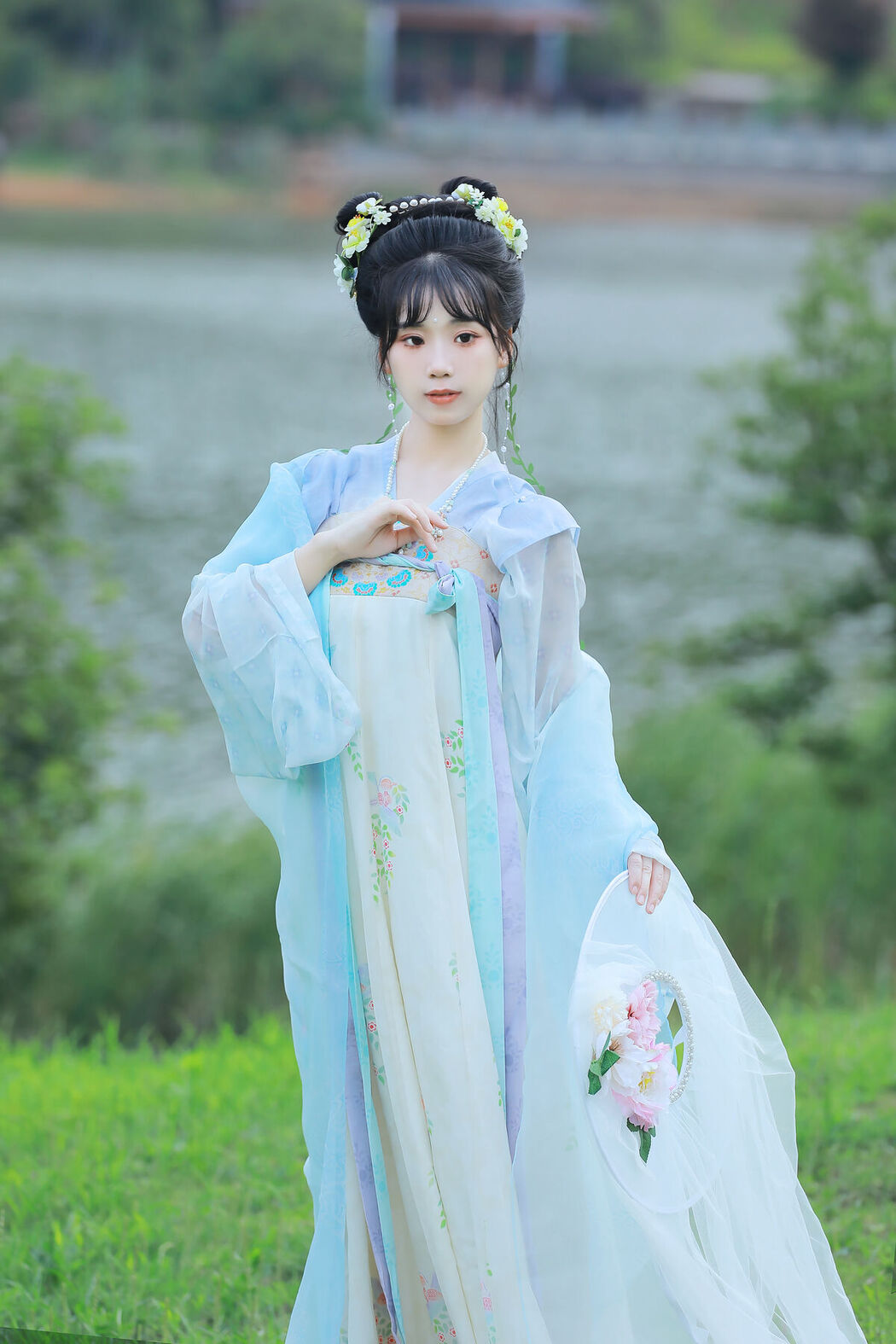 YiTuYu艺图语 Vol.7304 Zhou Zhou Ay