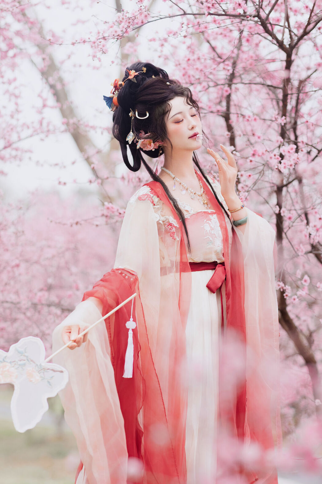 YiTuYu艺图语 Vol.7188 Lu Lu Haley