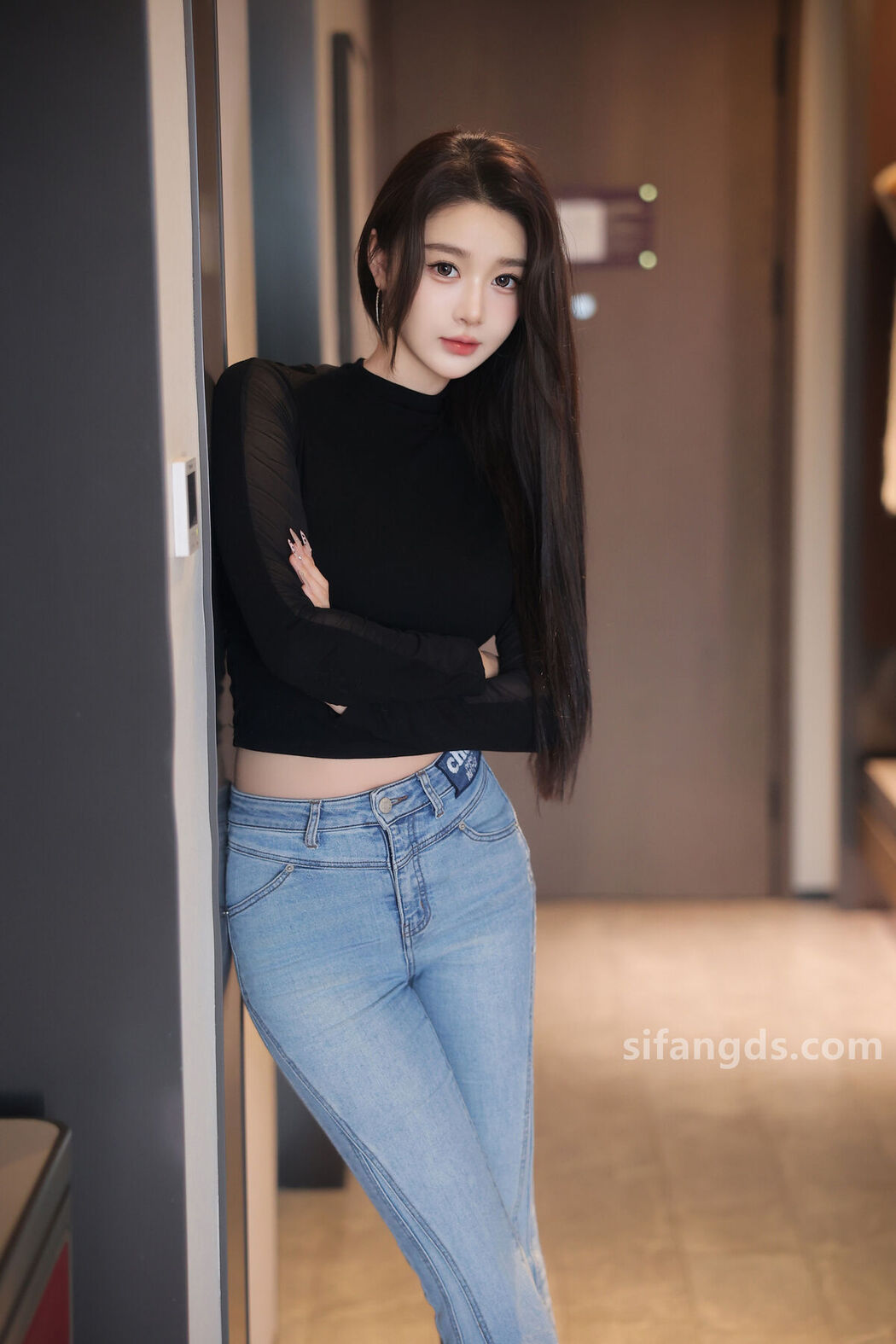 XR Uncensored Candy Tang Tang Candy糖糖 – R18 秀人网模特 牛仔裤黑丝