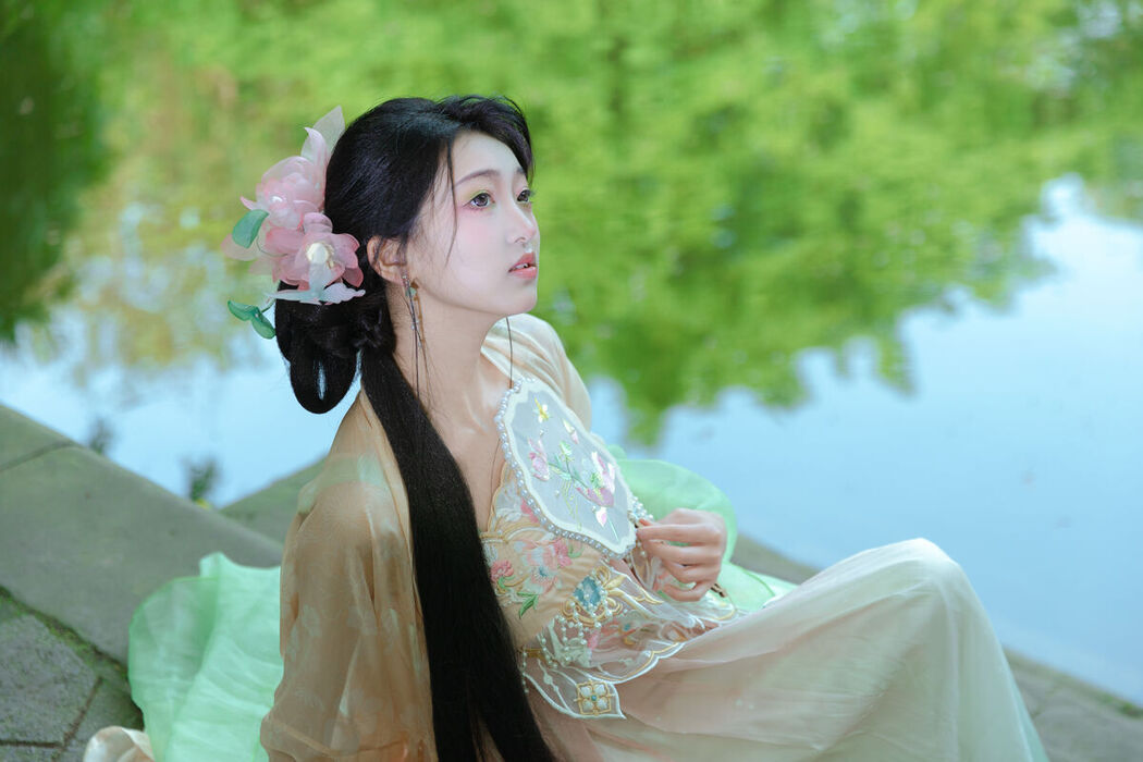 YiTuYu艺图语 Vol.7300 Leng Ku Wang Ye