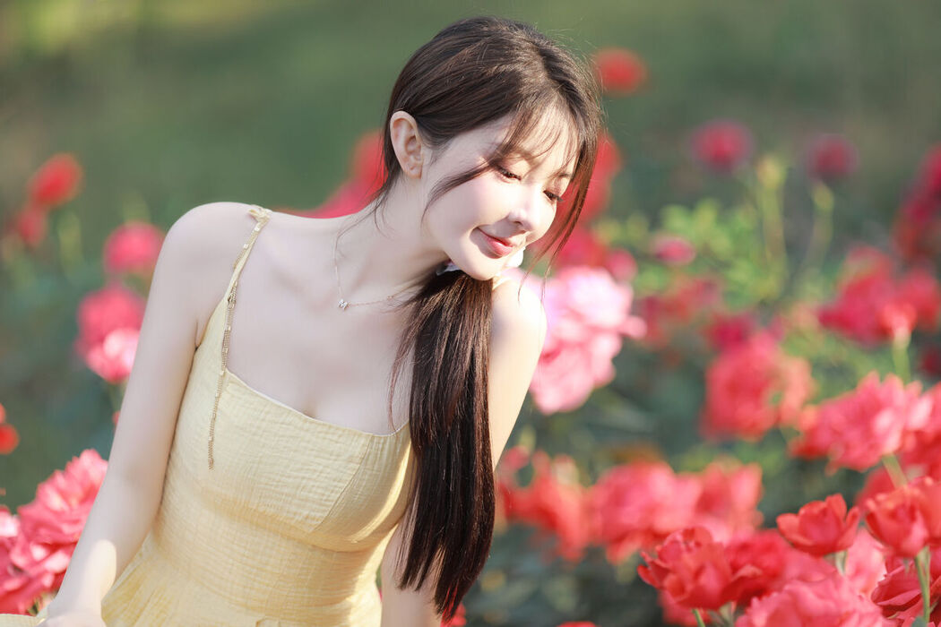 YiTuYu艺图语 Vol.7142 Yang Yi Mo
