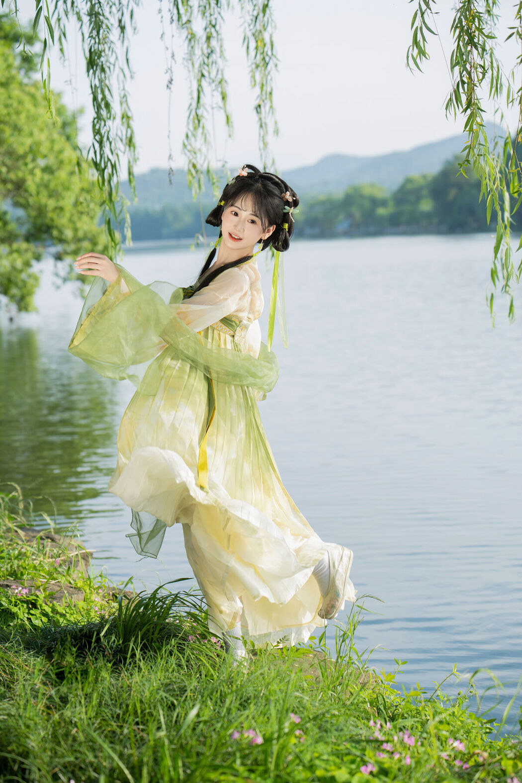YiTuYu艺图语 Vol.7153 Jiao Yi Zhi Sui Sui