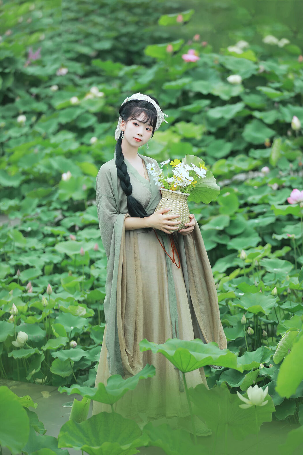 YiTuYu艺图语 Vol.7196 Zhou Zhou Ay