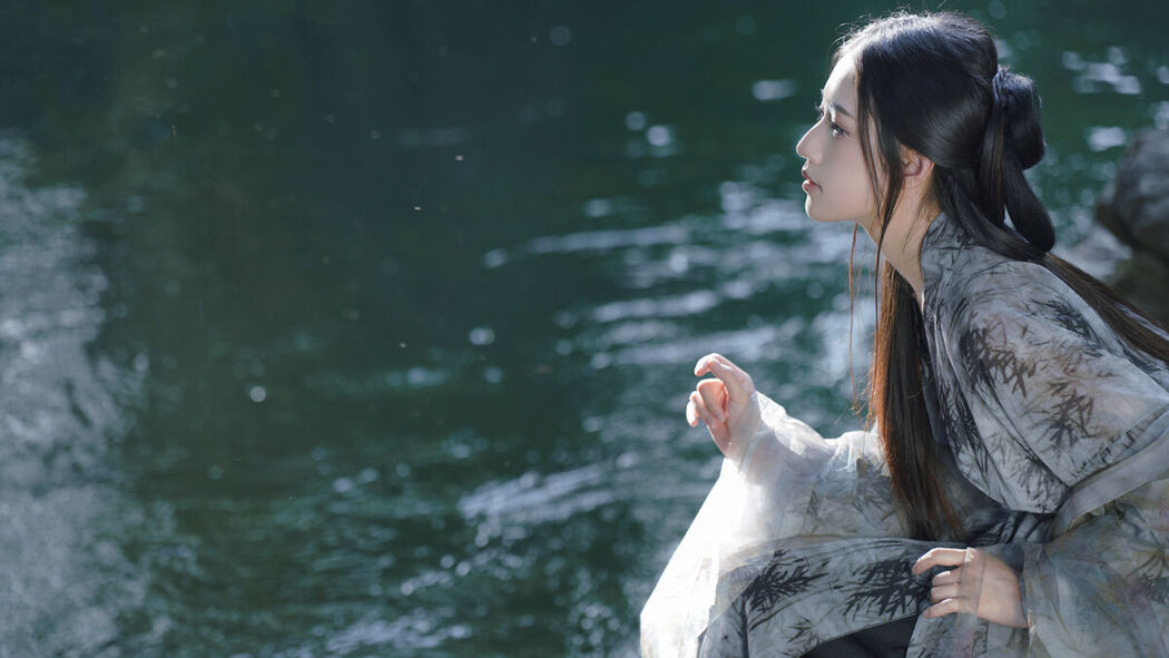 YiTuYu艺图语 Vol.7174 Zang Yi Tong