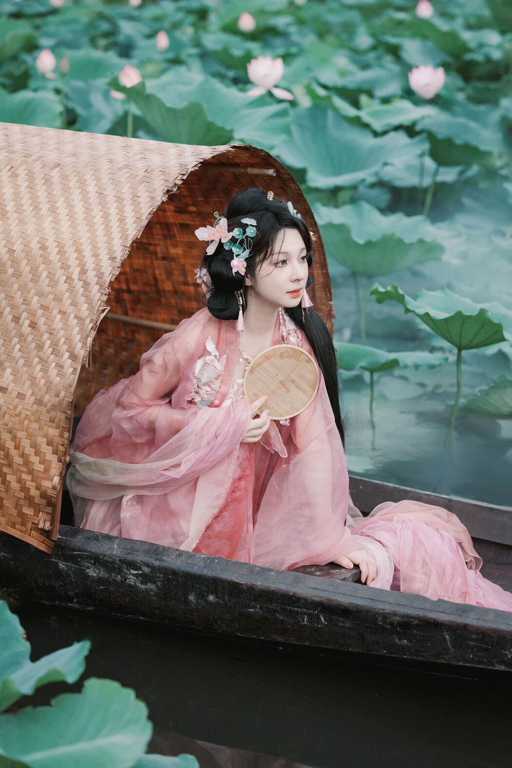 YiTuYu艺图语 Vol.7305 Mini Mi Li