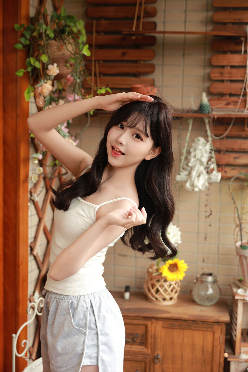 YiTuYu艺图语 Vol.7277 Shi Xiao Guan O