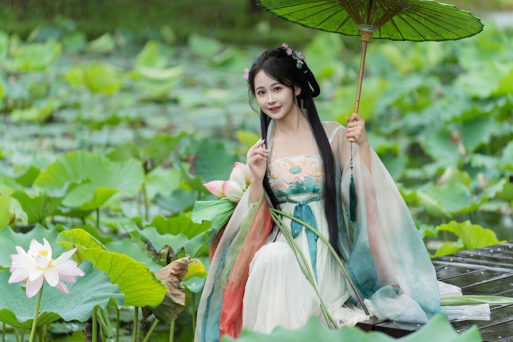 YiTuYu艺图语 Vol.7279 Jiao Yi Zhi Sui Sui