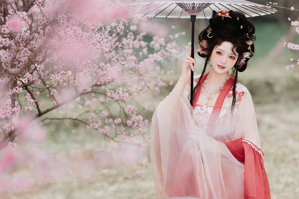YiTuYu艺图语 Vol.7188 Lu Lu Haley