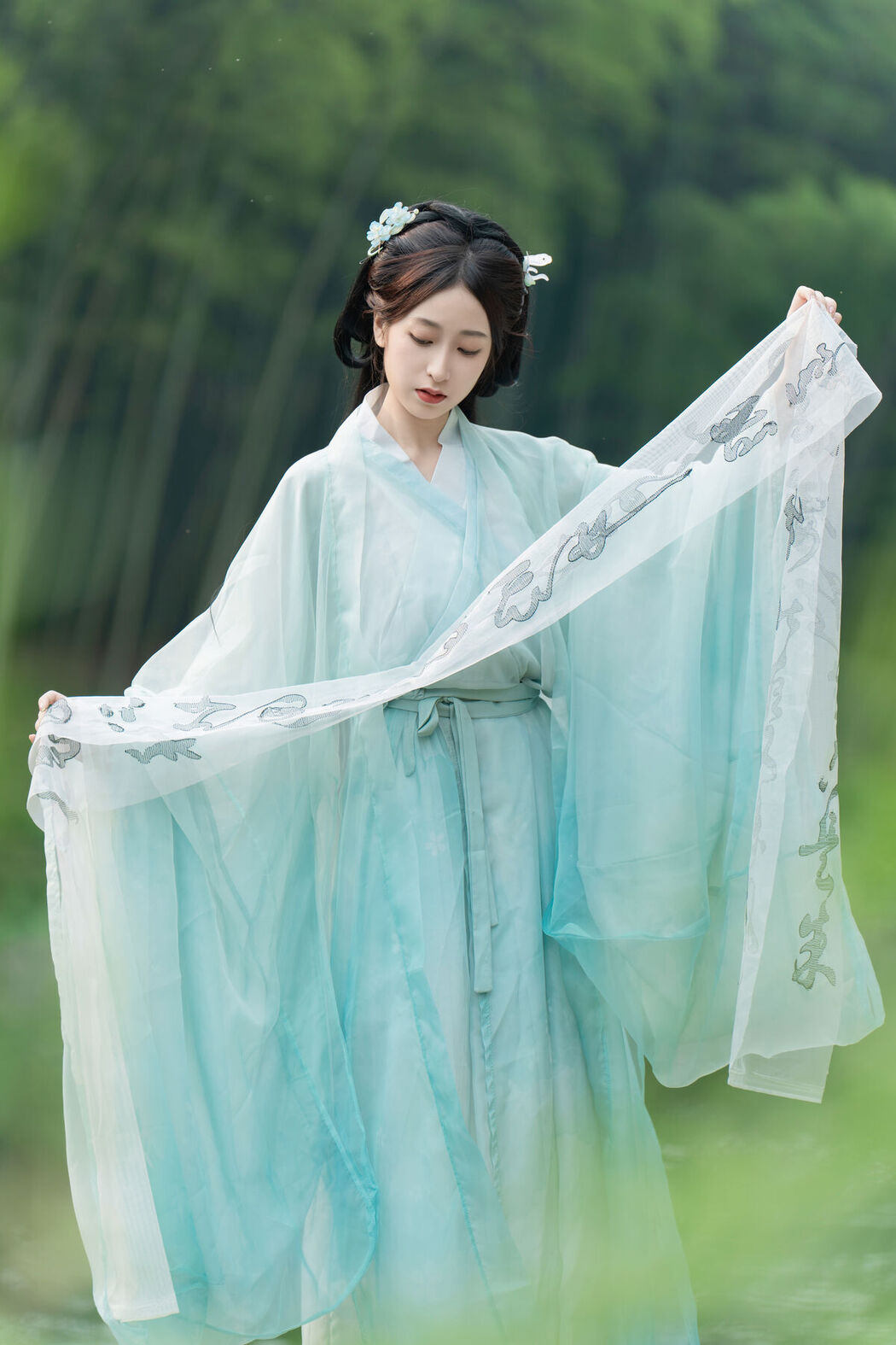 YiTuYu艺图语 Vol.7205 Xiao He