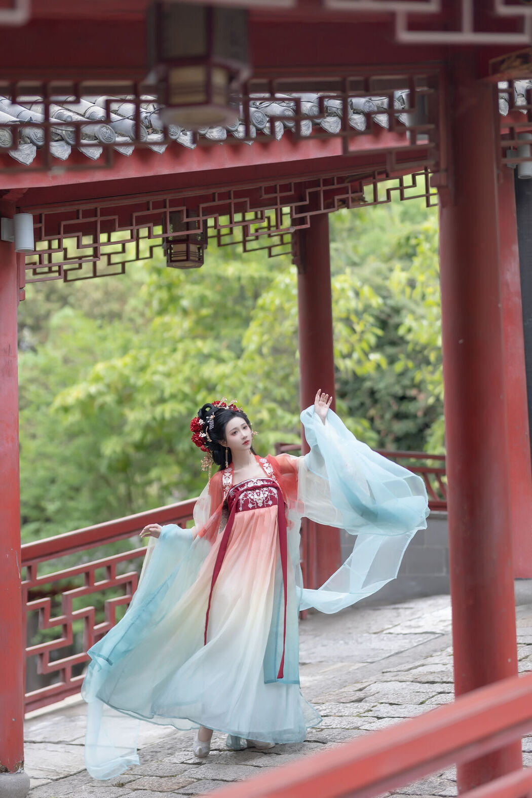 YiTuYu艺图语 Vol.7208 Qi Luo Sheng De Xiao Su Su