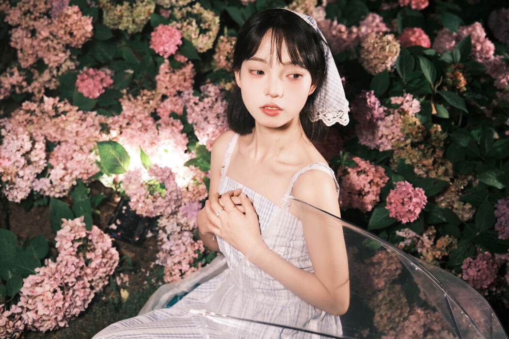YiTuYu艺图语 Vol.7229 Jiu Cai He Zi