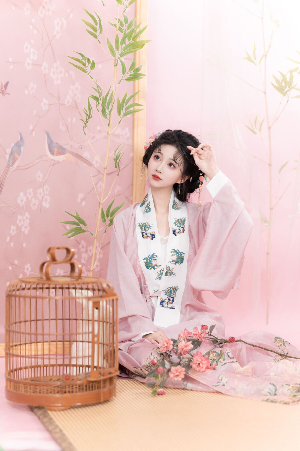 YiTuYu艺图语 Vol.7149 Qi Luo Sheng De Xiao Su Su
