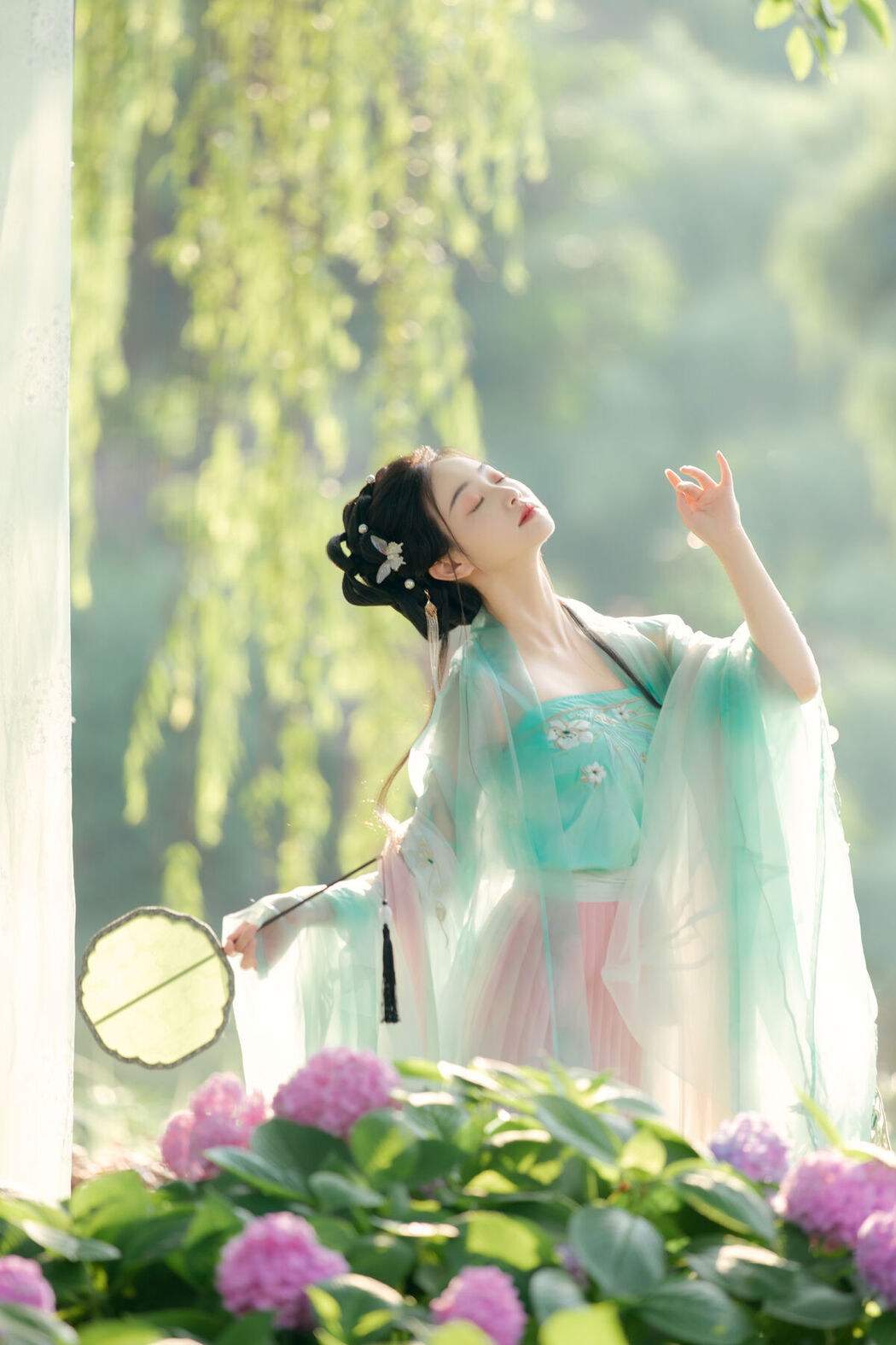 YiTuYu艺图语 Vol.7165 Ling Zi Xi
