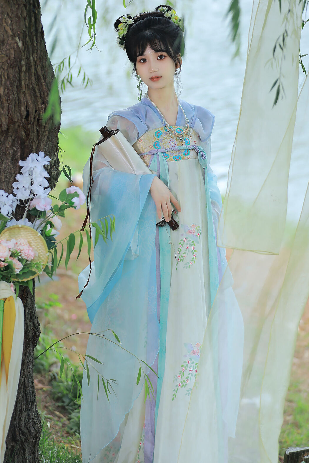 YiTuYu艺图语 Vol.7304 Zhou Zhou Ay Cover Photo