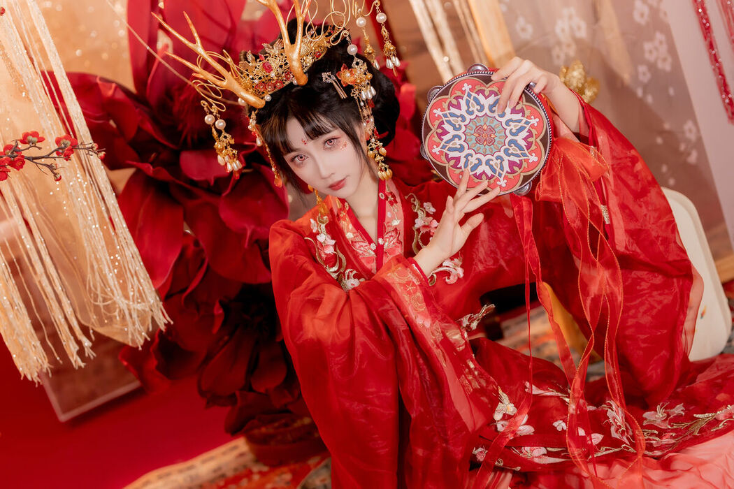 YiTuYu艺图语 Vol.7222 Qi Luo Sheng De Xiao Su Su