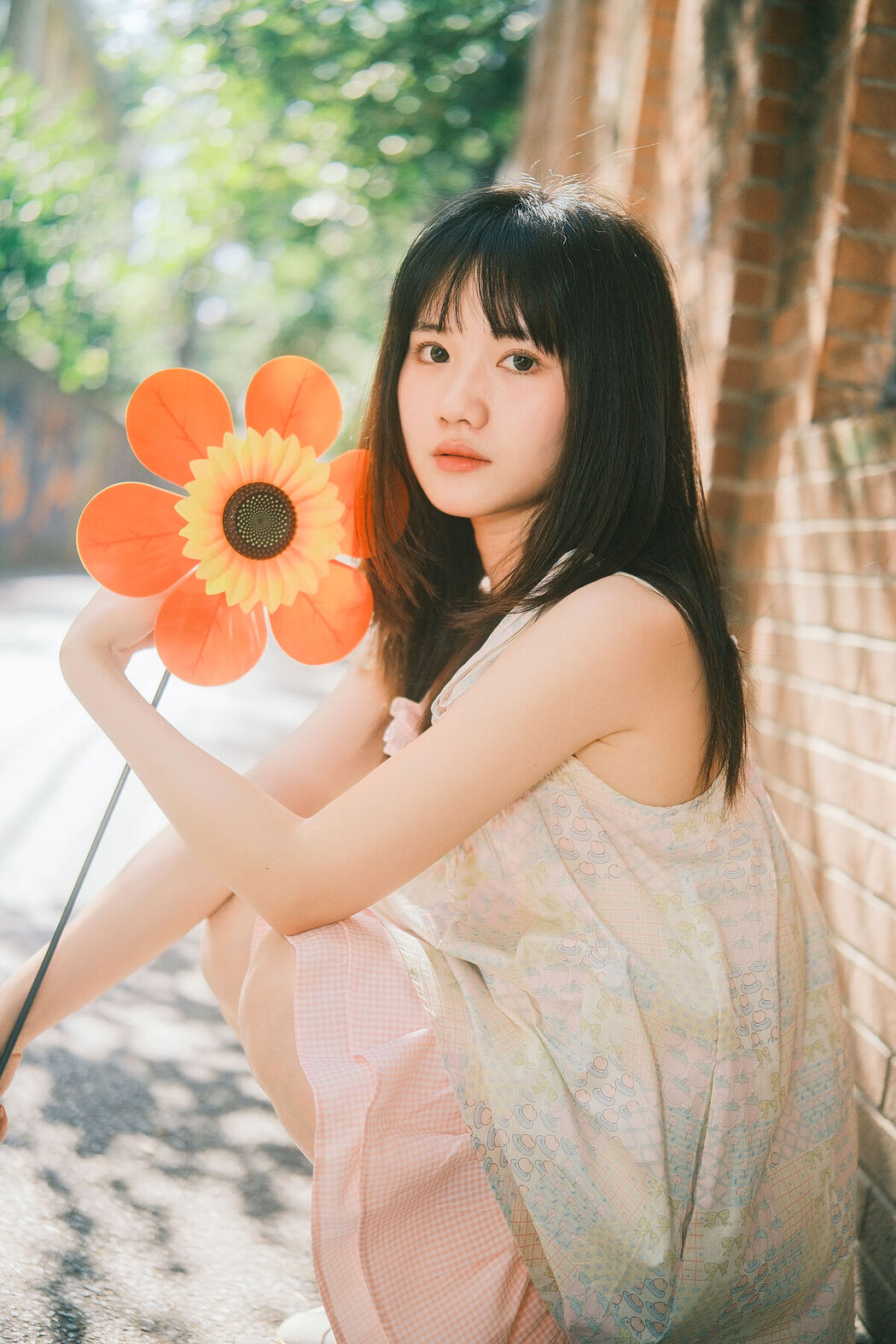 YiTuYu艺图语 Vol.7138 Bu Xu Qiao Er Lang Tui