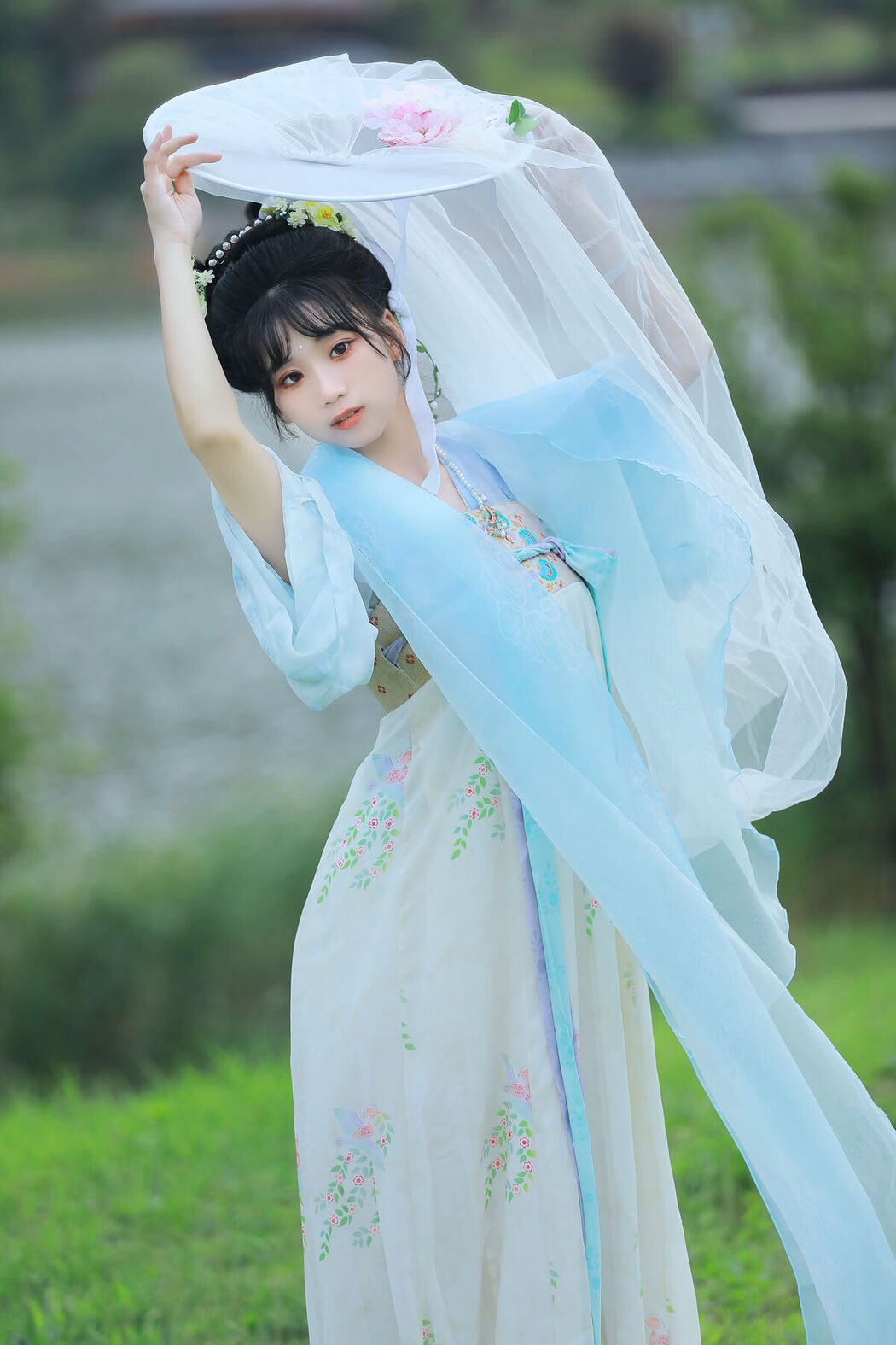 YiTuYu艺图语 Vol.7304 Zhou Zhou Ay