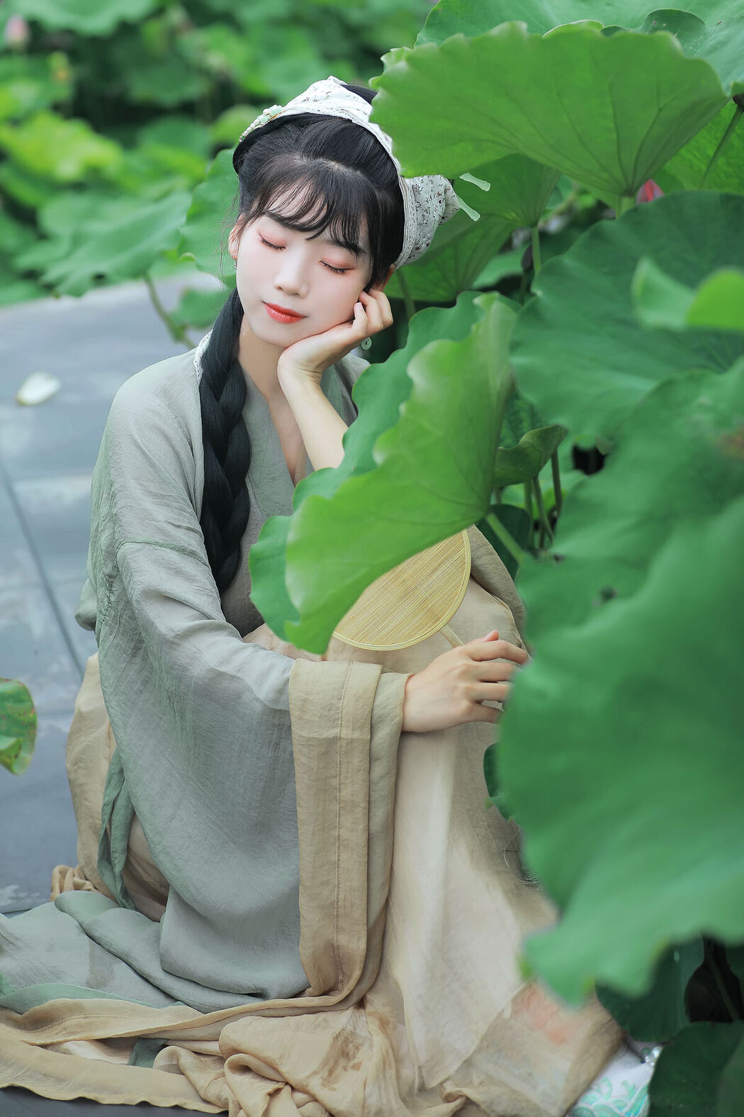 YiTuYu艺图语 Vol.7196 Zhou Zhou Ay