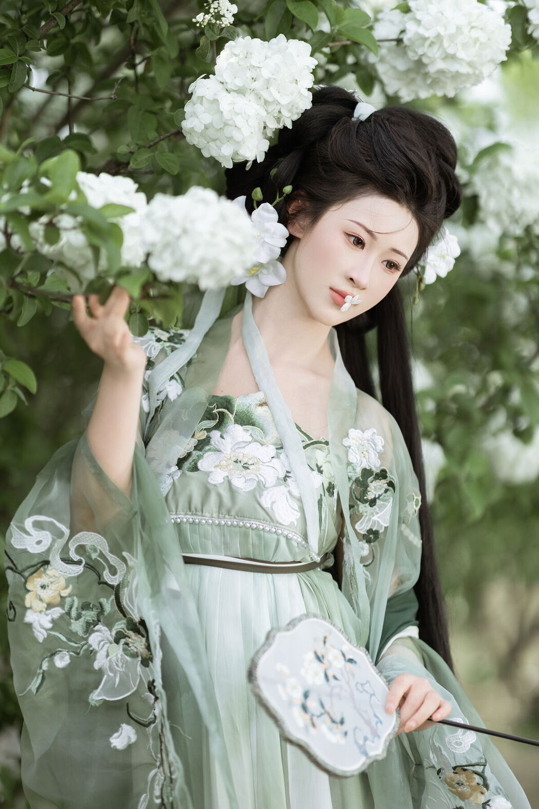 YiTuYu艺图语 Vol.7173 Jiang Yue Yue Yue