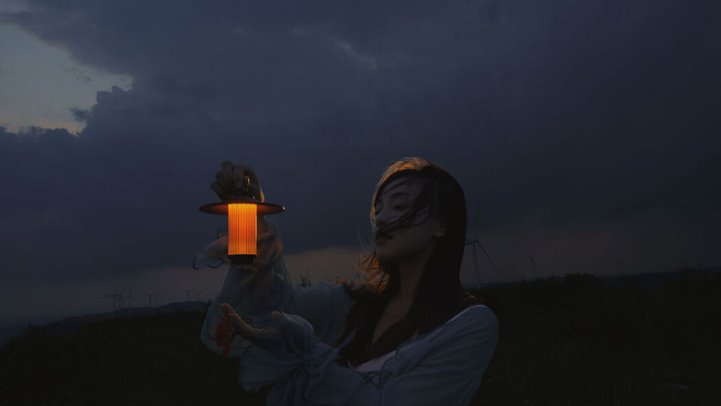 YiTuYu艺图语 Vol.7281 Yi Ge Xiao Cheng Zi