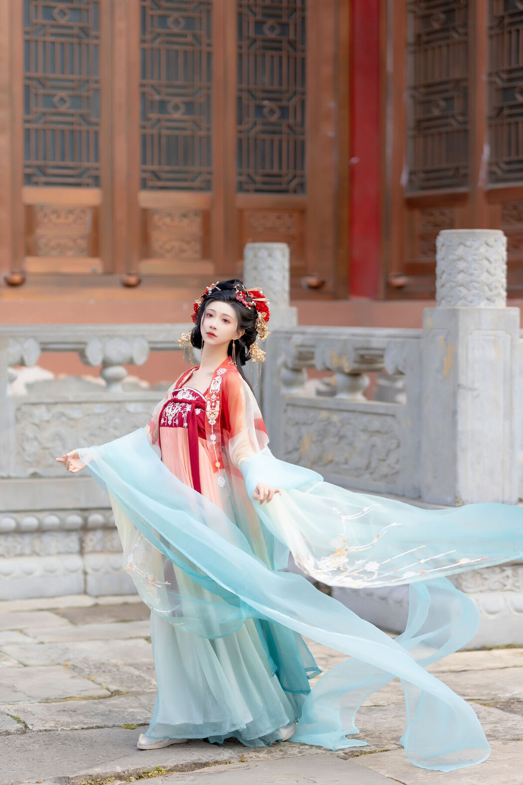 YiTuYu艺图语 Vol.7208 Qi Luo Sheng De Xiao Su Su