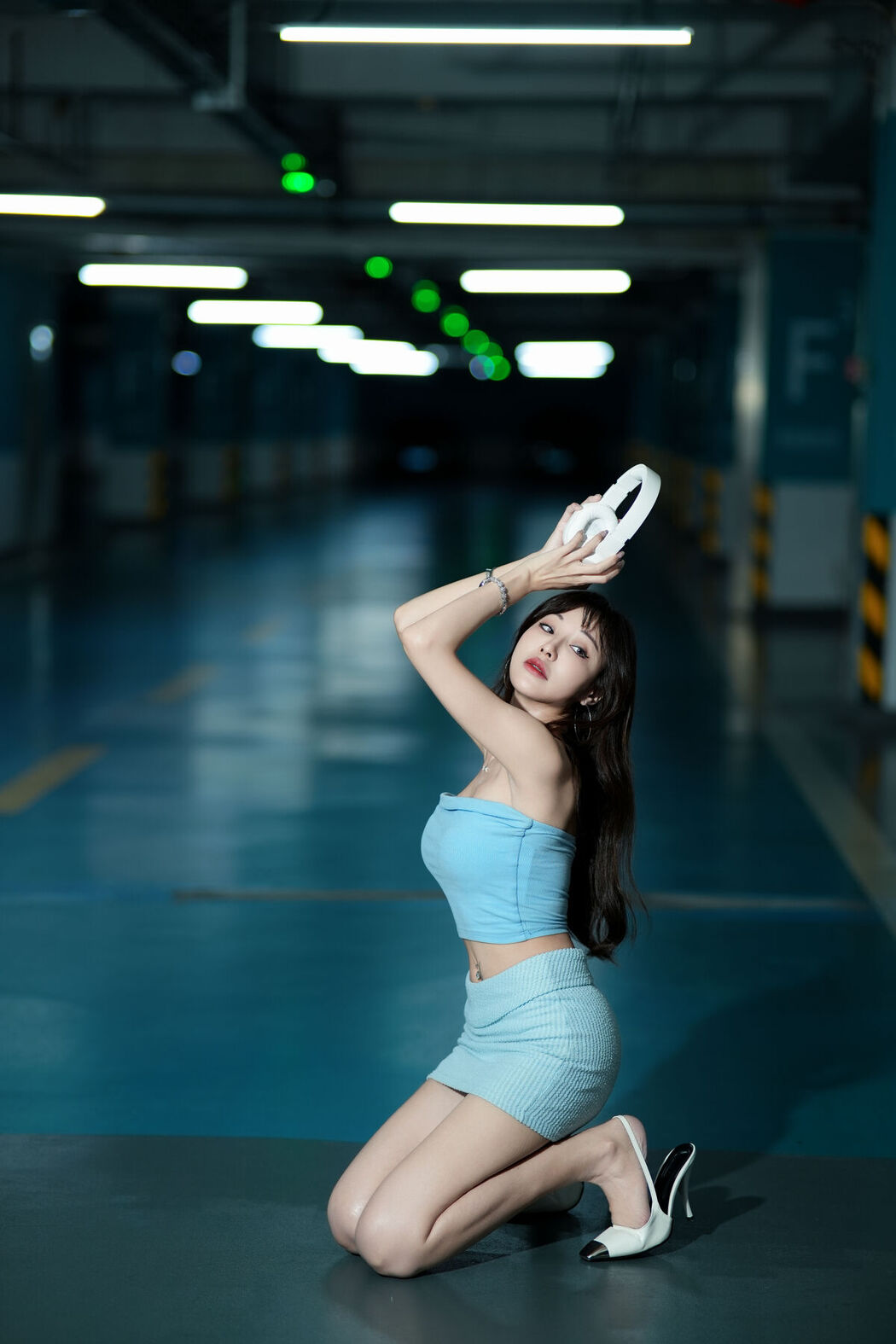 YiTuYu艺图语 Vol.7201 Swikey