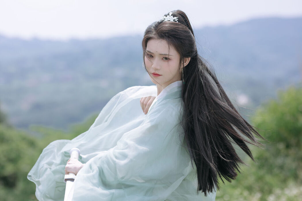 YiTuYu艺图语 Vol.7240 Xin Yu