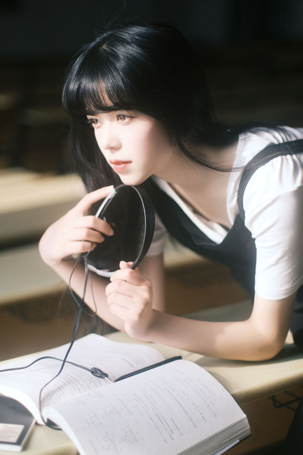 YiTuYu艺图语 Vol.7297 Jiang Jiang Guo