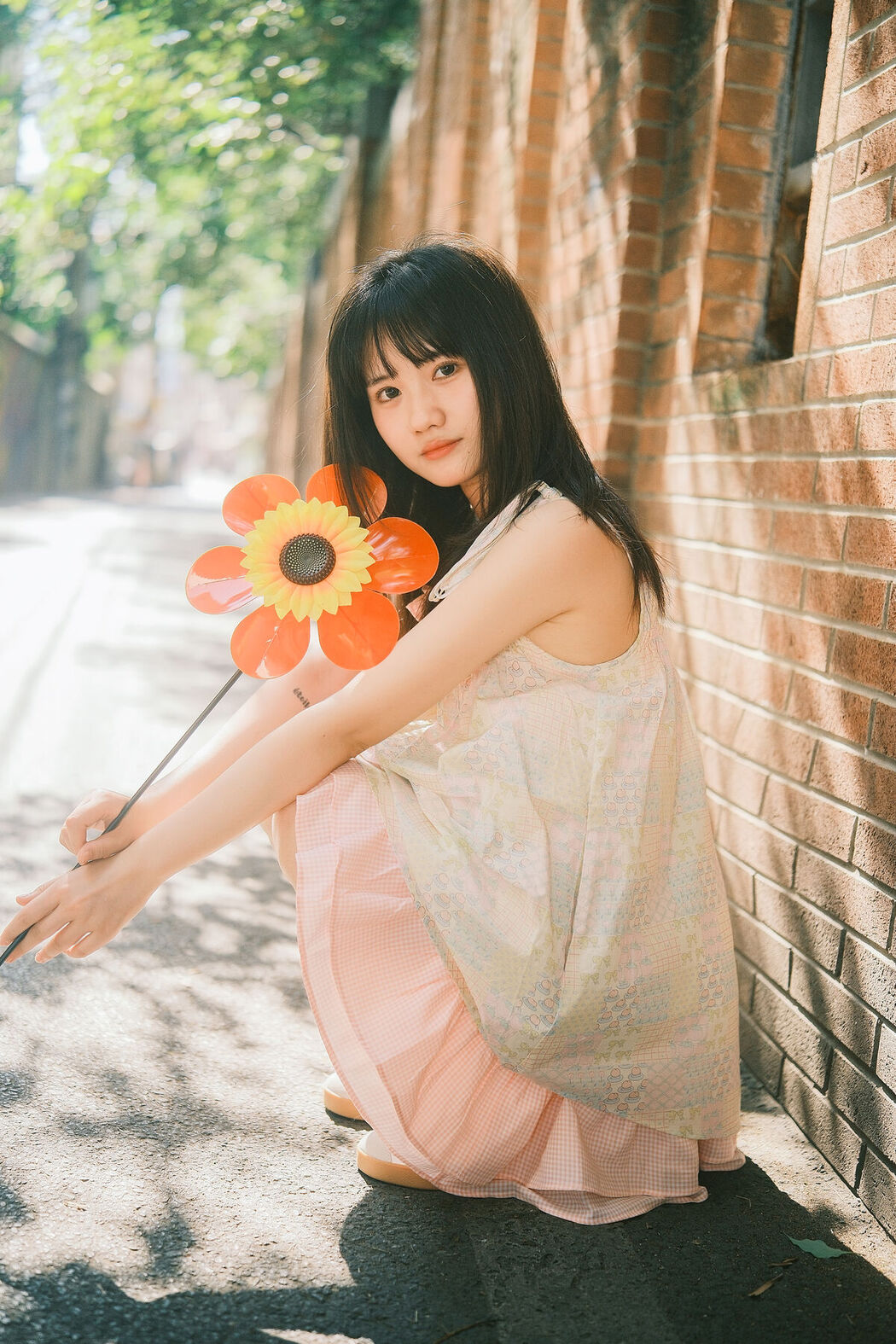 YiTuYu艺图语 Vol.7138 Bu Xu Qiao Er Lang Tui