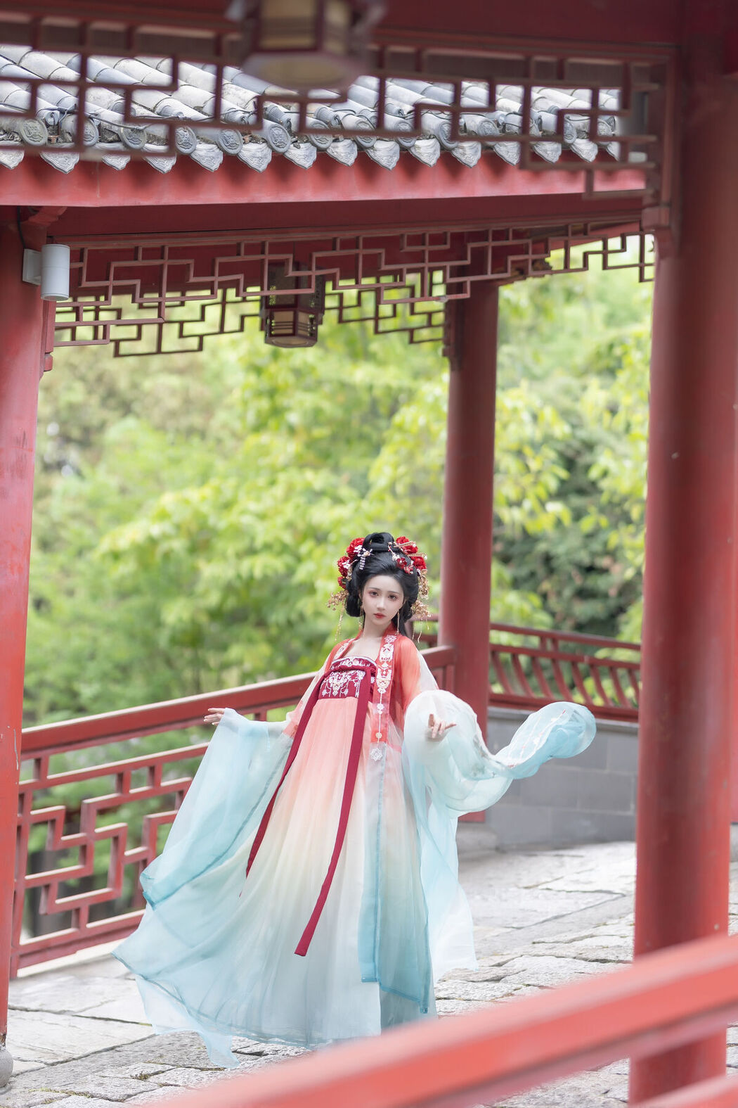 YiTuYu艺图语 Vol.7208 Qi Luo Sheng De Xiao Su Su