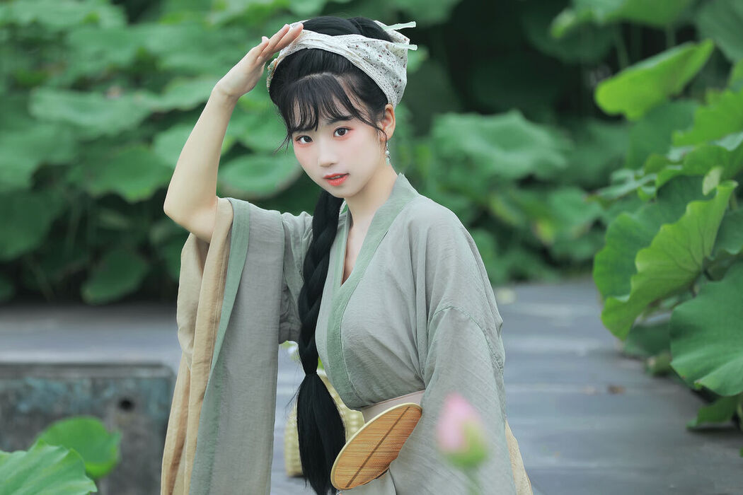 YiTuYu艺图语 Vol.7196 Zhou Zhou Ay