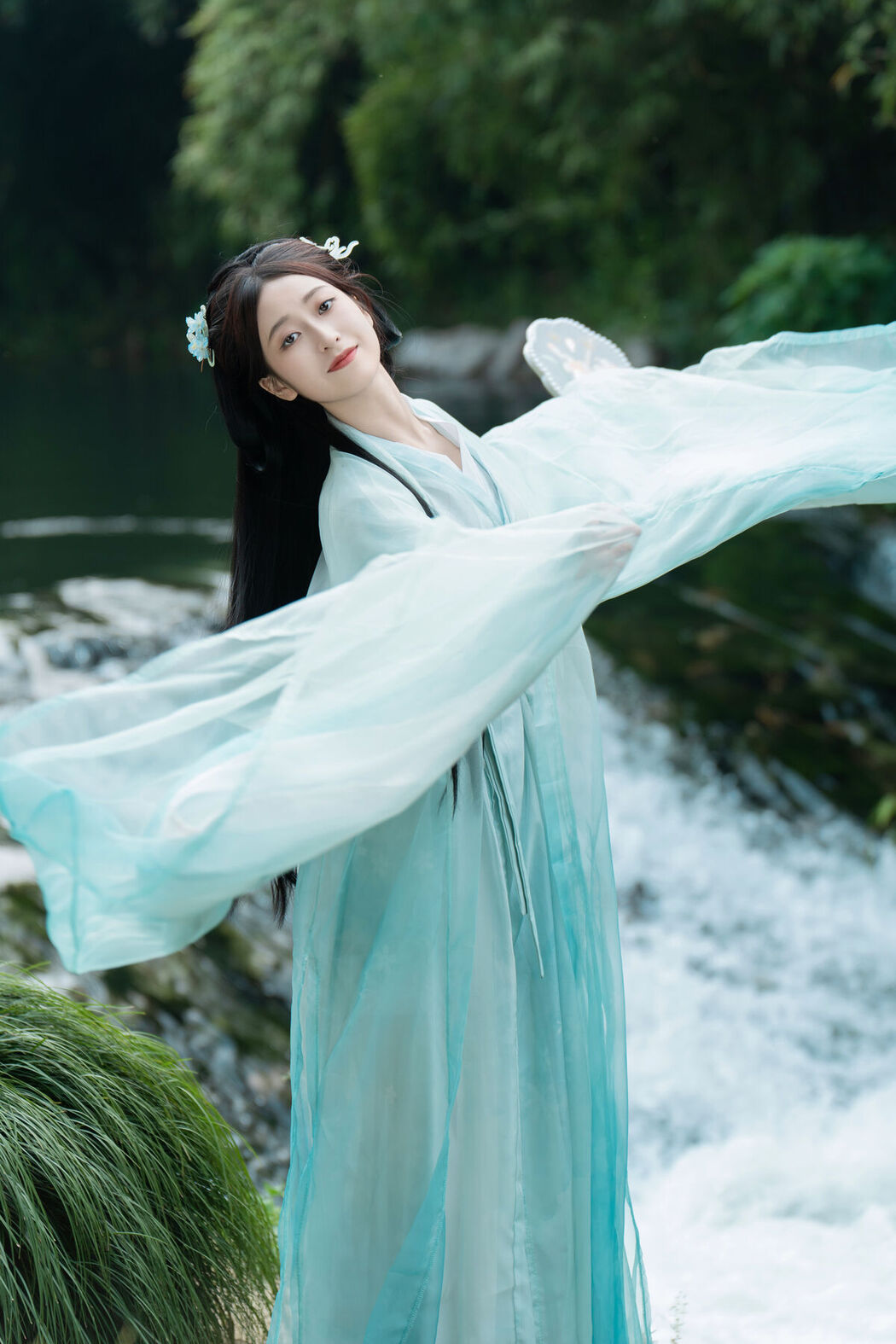 YiTuYu艺图语 Vol.7205 Xiao He