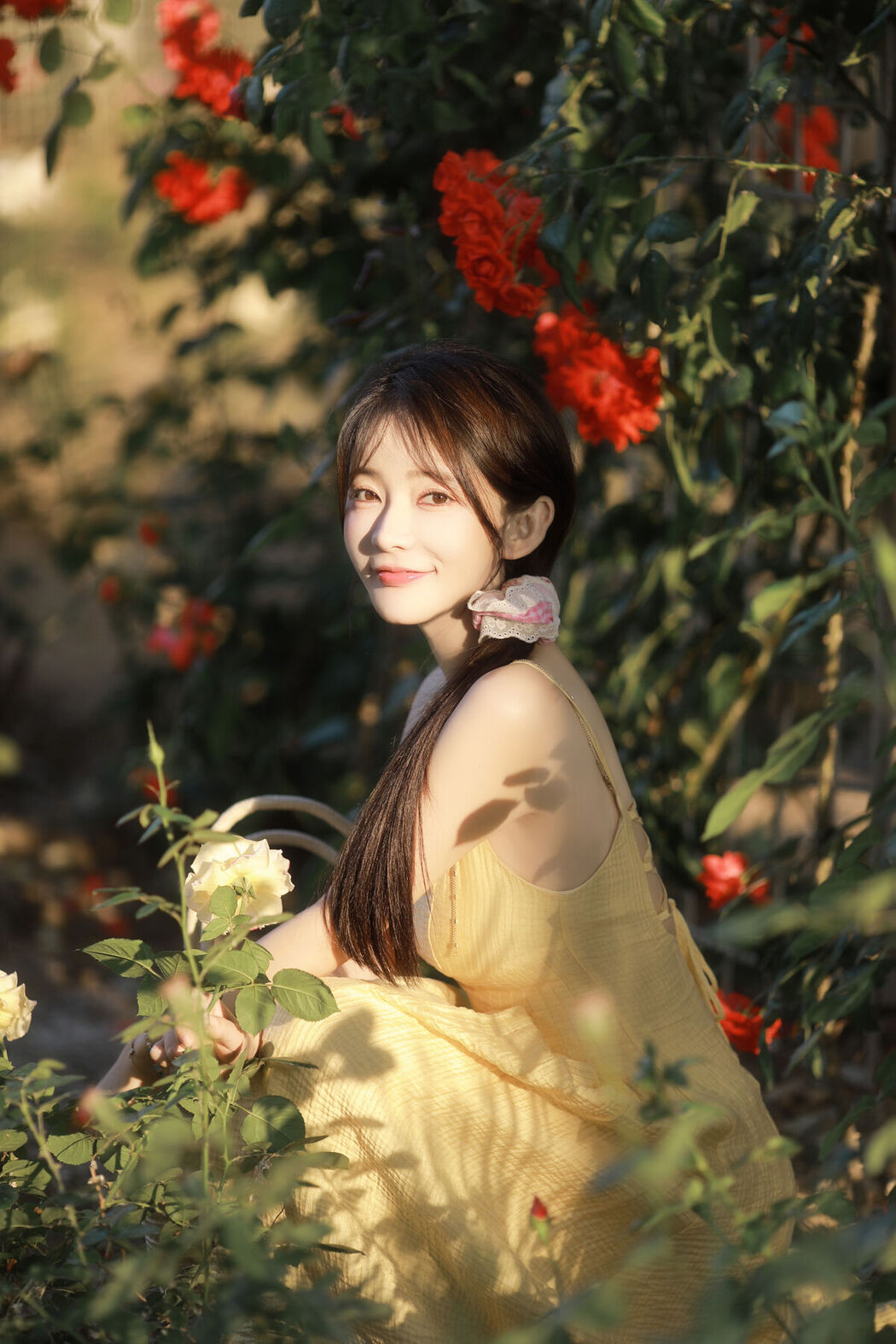 YiTuYu艺图语 Vol.7142 Yang Yi Mo