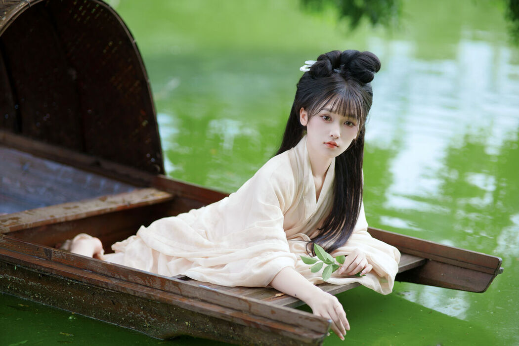 YiTuYu艺图语 Vol.7301 Xiao Xiao Yu