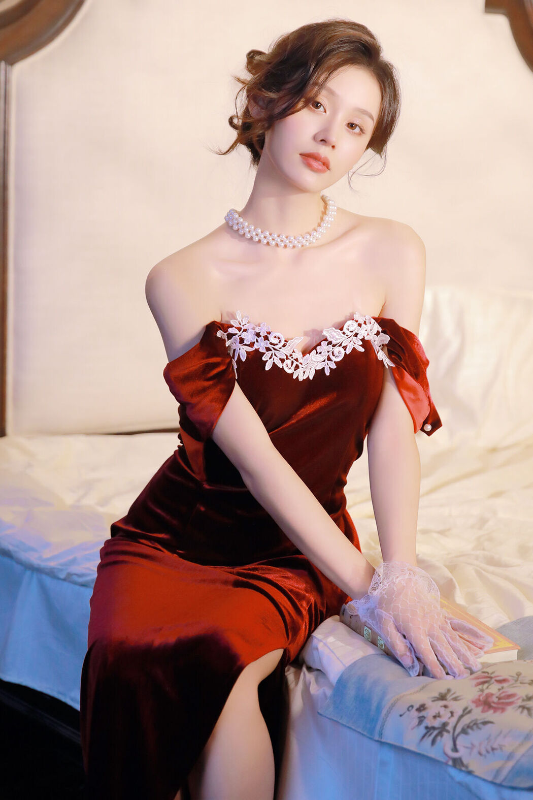 YiTuYu艺图语 Vol.7197 Peng Xiao Ya Ya Cover Photo