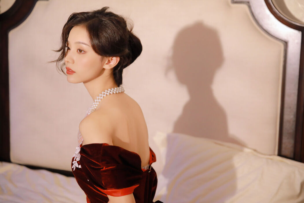 YiTuYu艺图语 Vol.7197 Peng Xiao Ya Ya