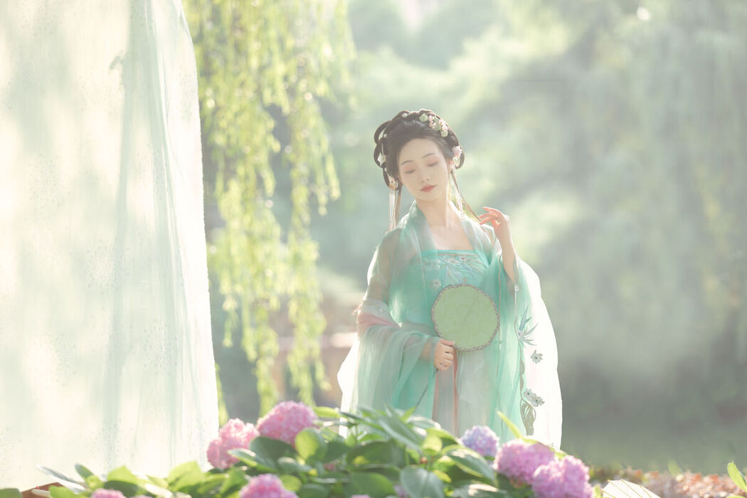 YiTuYu艺图语 Vol.7165 Ling Zi Xi