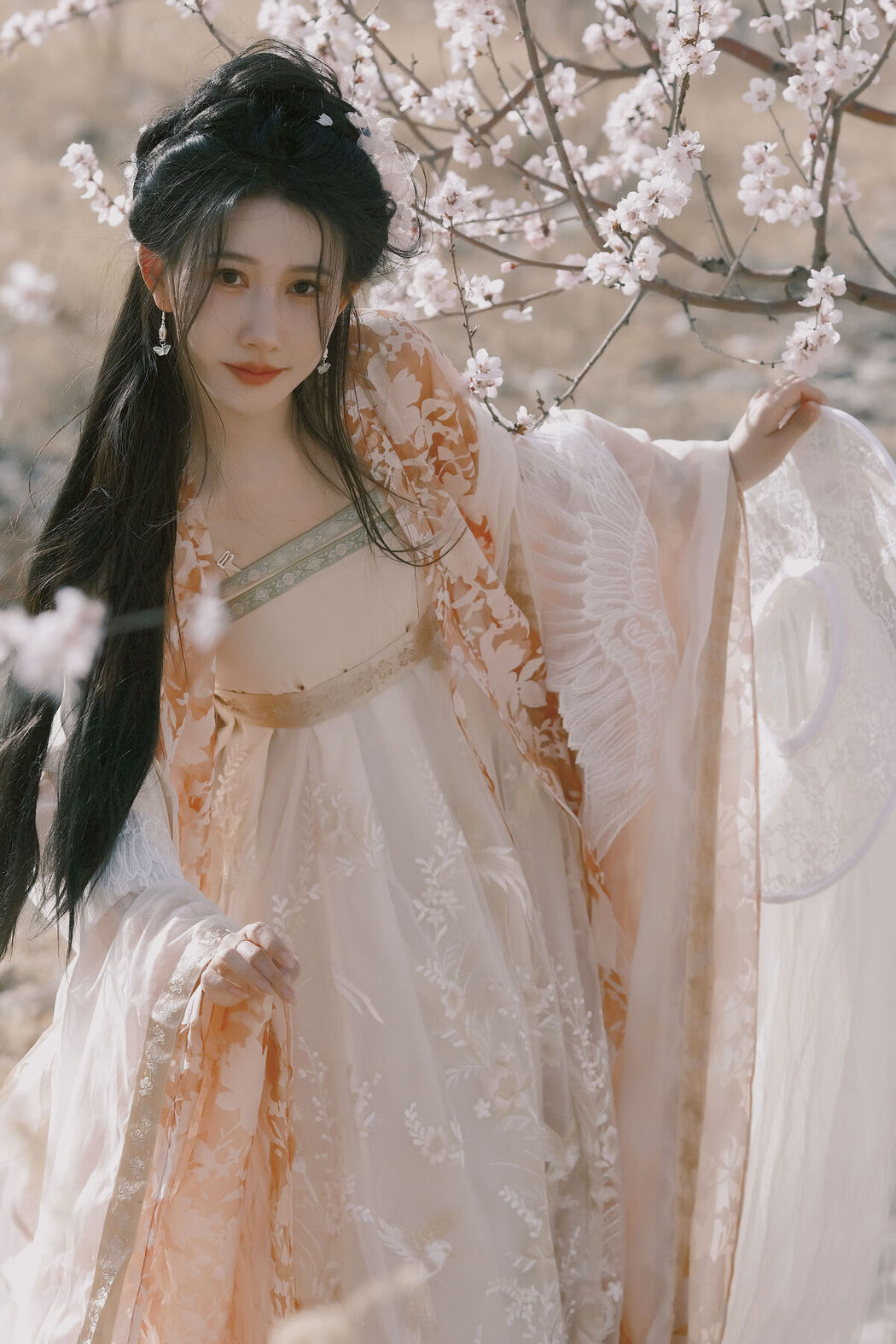 YiTuYu艺图语 Vol.7275 Xiao Bei Ke Qing Bu Yao Fang Qi