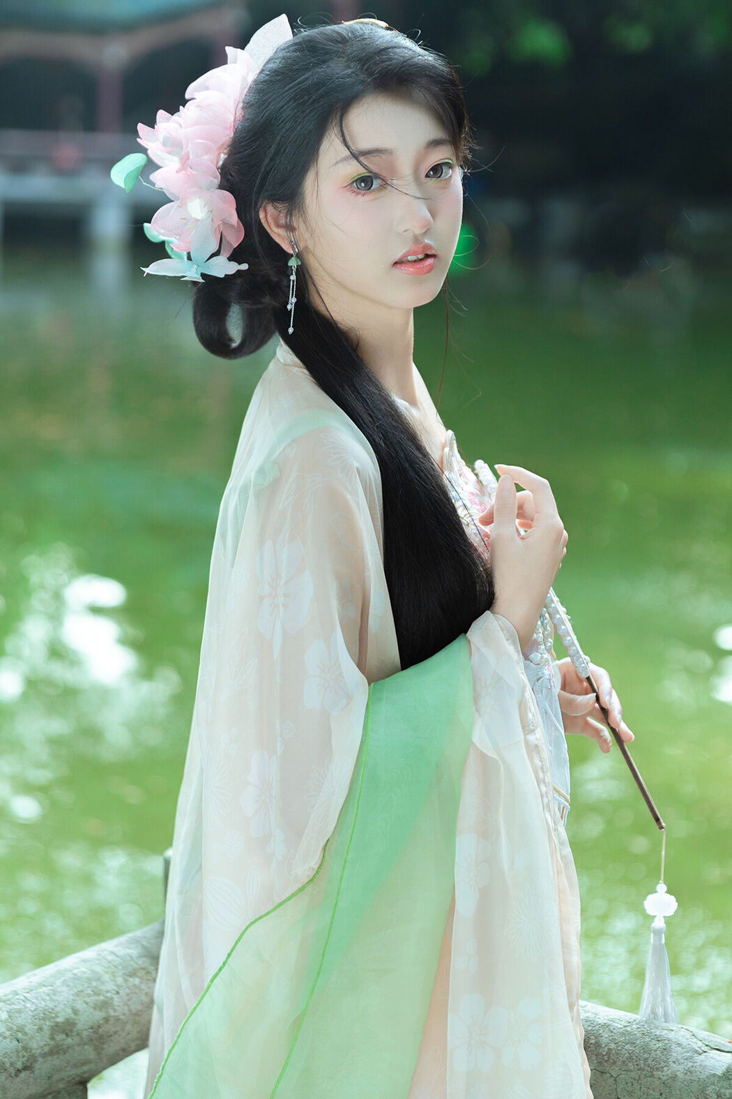 YiTuYu艺图语 Vol.7300 Leng Ku Wang Ye Cover Photo
