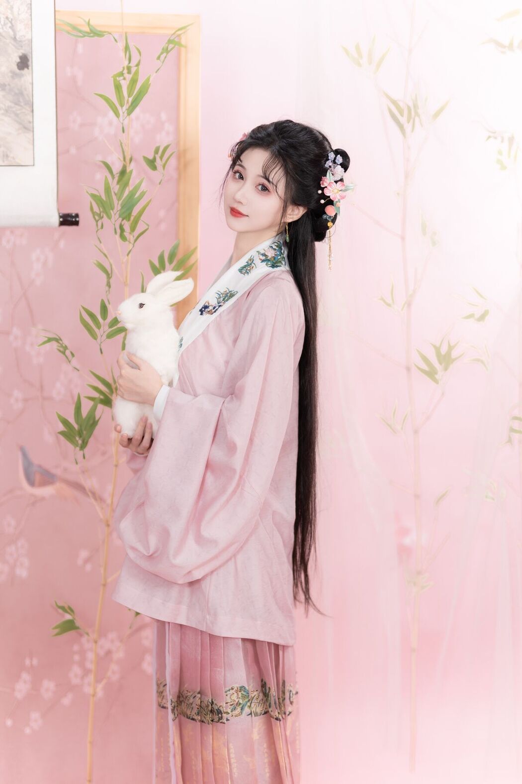YiTuYu艺图语 Vol.7149 Qi Luo Sheng De Xiao Su Su