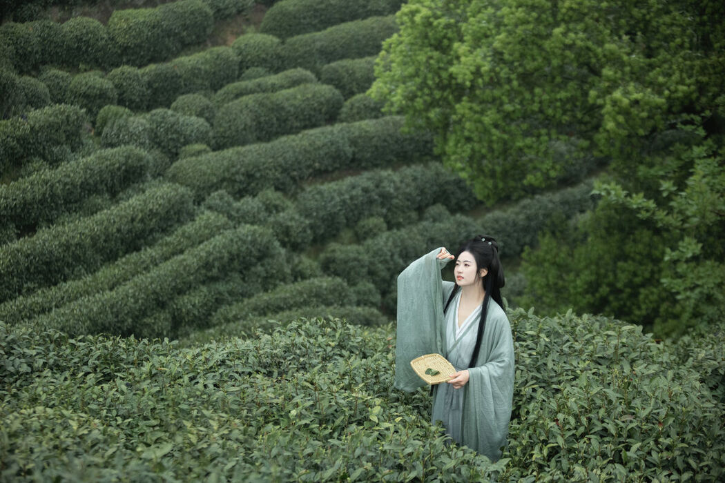 YiTuYu艺图语 Vol.7224 Mu Natsu