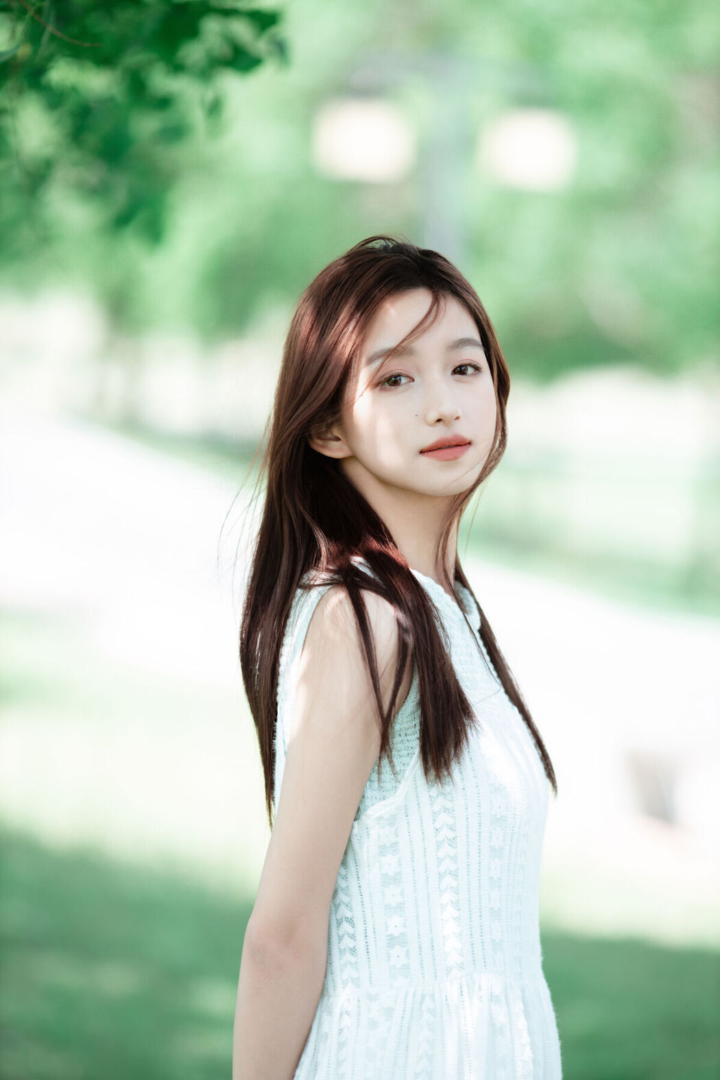 YiTuYu艺图语 Vol.7211 Yu Er