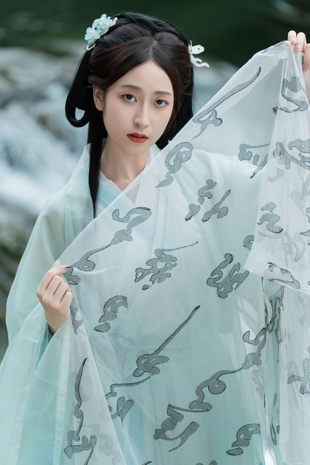 YiTuYu艺图语 Vol.7205 Xiao He