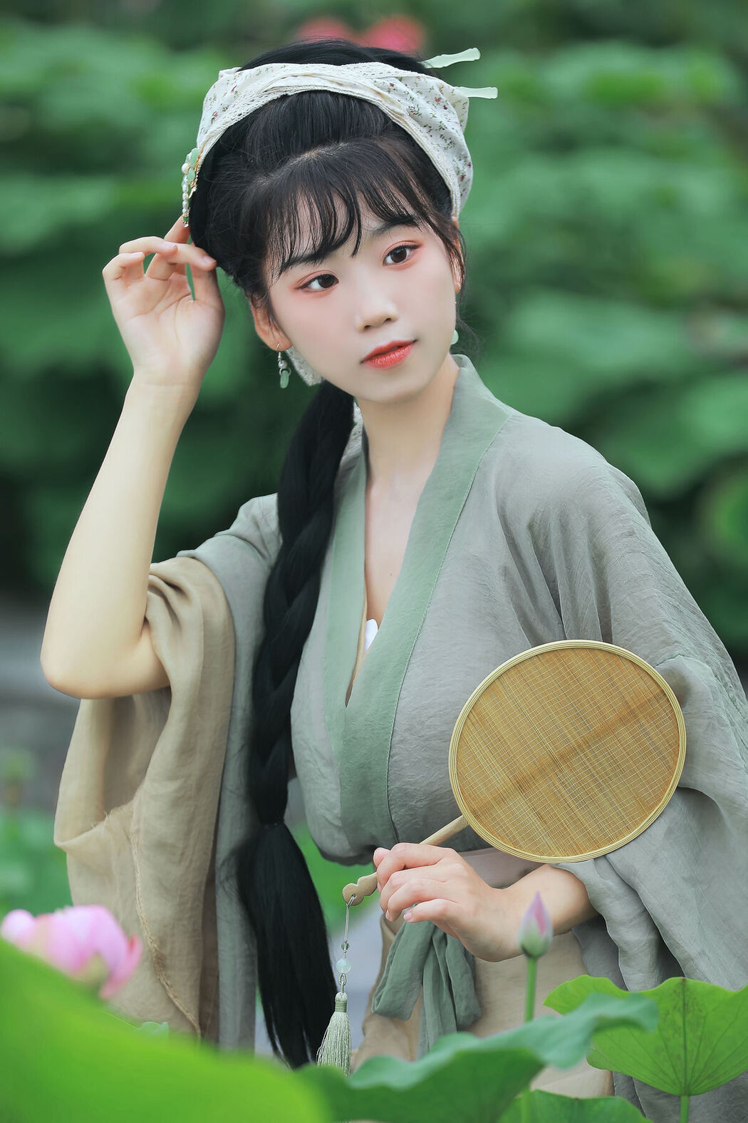 YiTuYu艺图语 Vol.7196 Zhou Zhou Ay