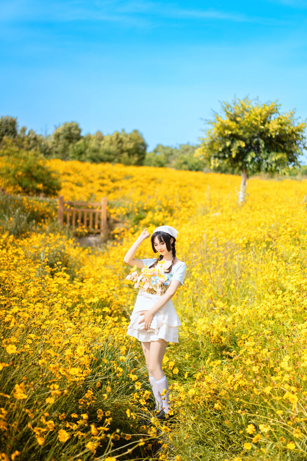 YiTuYu艺图语 Vol.7181 Qian Luo Nai You